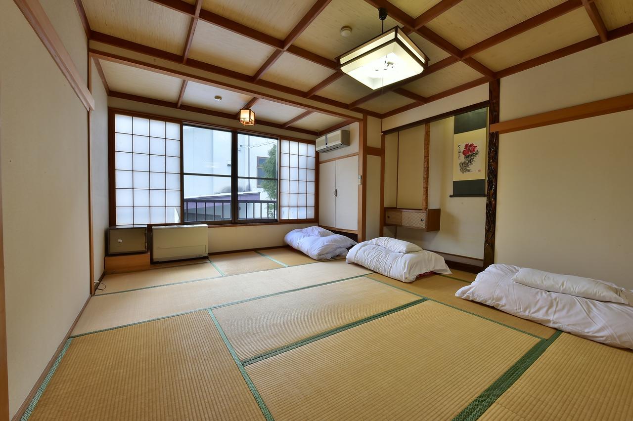 Guesthouse Ukiyoe Omachi  Buitenkant foto